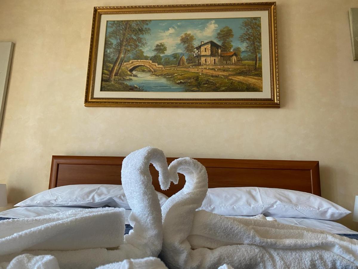 Casa Giovanna Rozzano Bagian luar foto